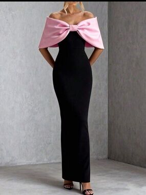 Elegant Black Maxi Skirt with Pink Off-Shoulder Overlay